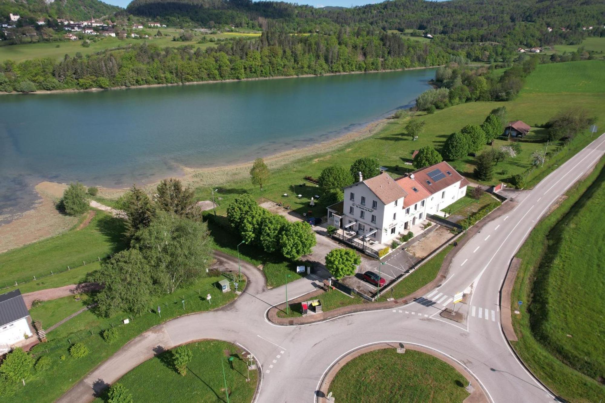 ホテル Au Moulin Du Pont Samognat エクステリア 写真